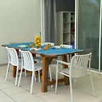 Apartament Zima Cove Calm Coastal Oasis