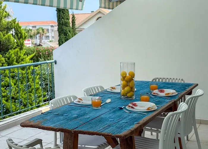 Zima Cove Calm Coastal Oasis Διαμέρισμα