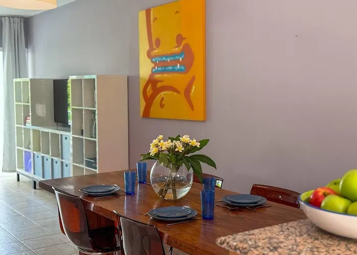 Διαμέρισμα Zima Cove Calm Coastal Oasis