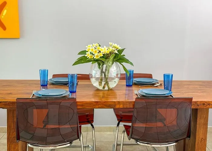 Zima Cove Calm Coastal Oasis 利马索尔